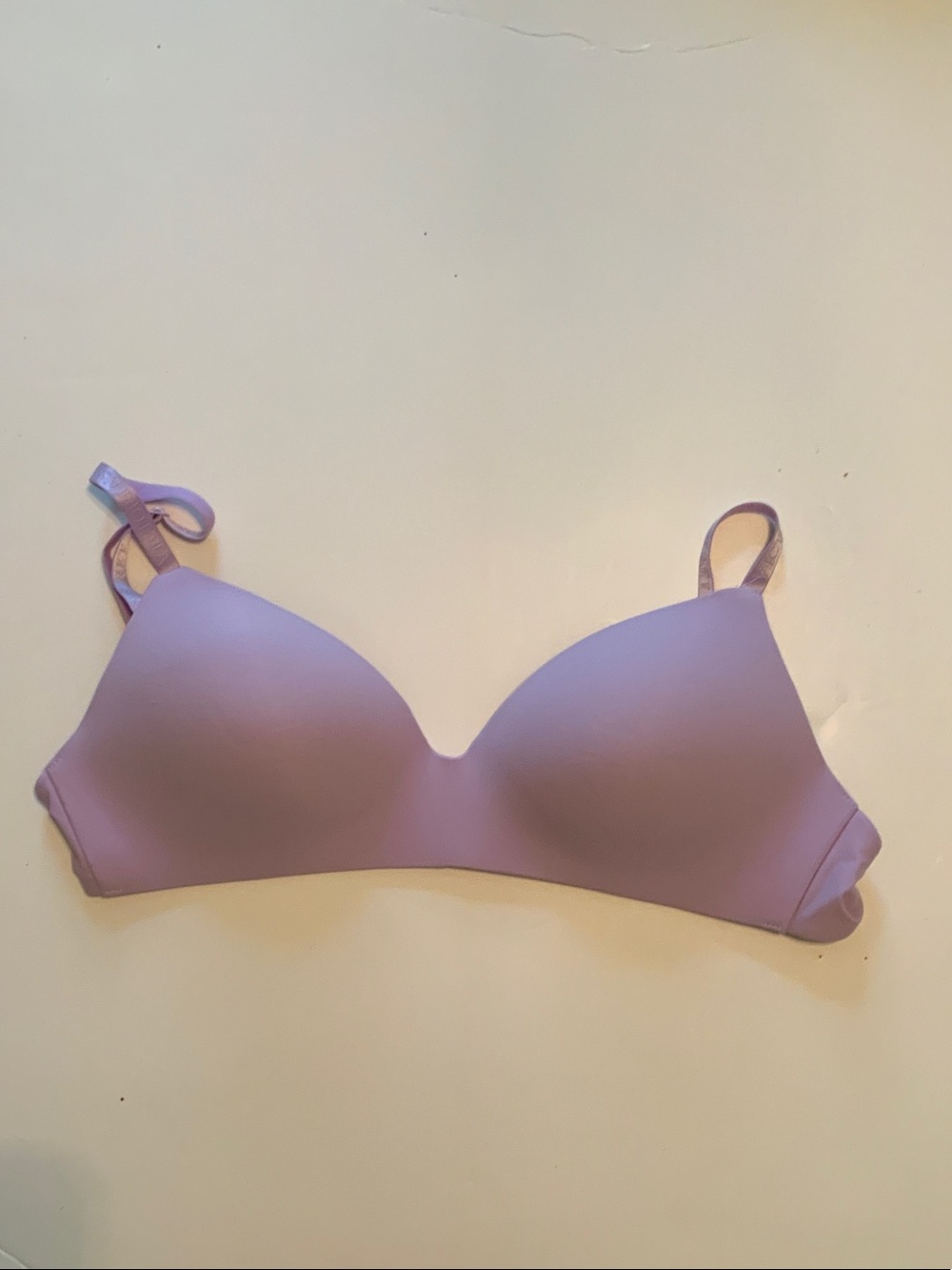 Victoria's Secret Smooth Molded Bra in Lavender